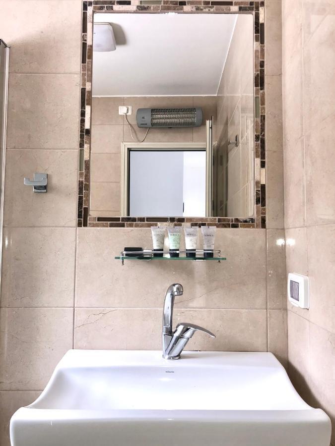 Bat Galim - Luxury Apartment By The Sea Haifa Exteriör bild